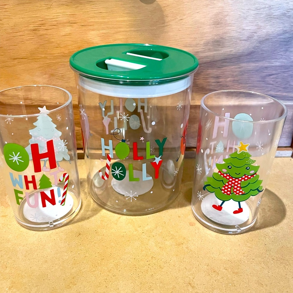 Christmas Kitchen Canister and Juice Glasses NWT